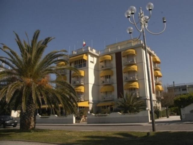 Hotel Alk Marina di Pietrasanta Exterior photo