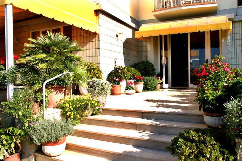 Hotel Alk Marina di Pietrasanta Exterior photo